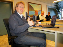Dan�el Jakobsson b�jarstj�ri opnar n�ju s��una